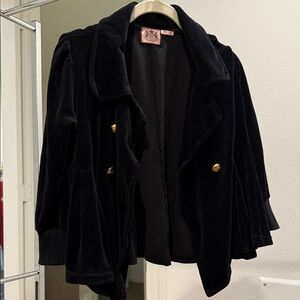 Chic Black Velvet Women's Blazer